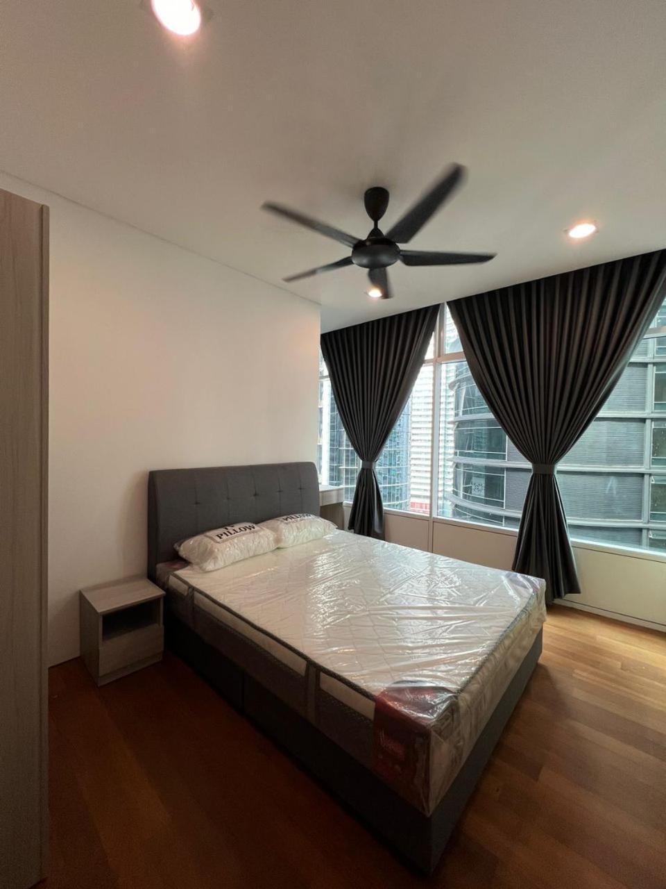 Skysuites Klcc Downtown *